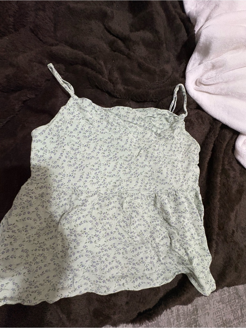 American Eagle Outfitters Light Green Floral Spaghetti Strap Tank